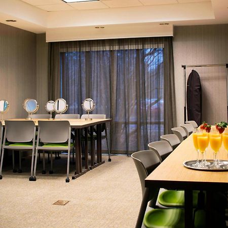 ホテル スプリングヒル スイーツ シカゴ リンカンシャー リンカーンシャー エクステリア 写真